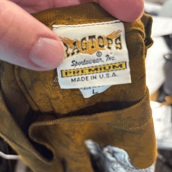 Vintage Ragtops Sportswear T-Shirt Size Large Native American Wolf Wolves USA - Picture 6 of 6